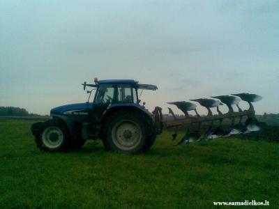 New Holland TM 190 + GOIZIN plugas